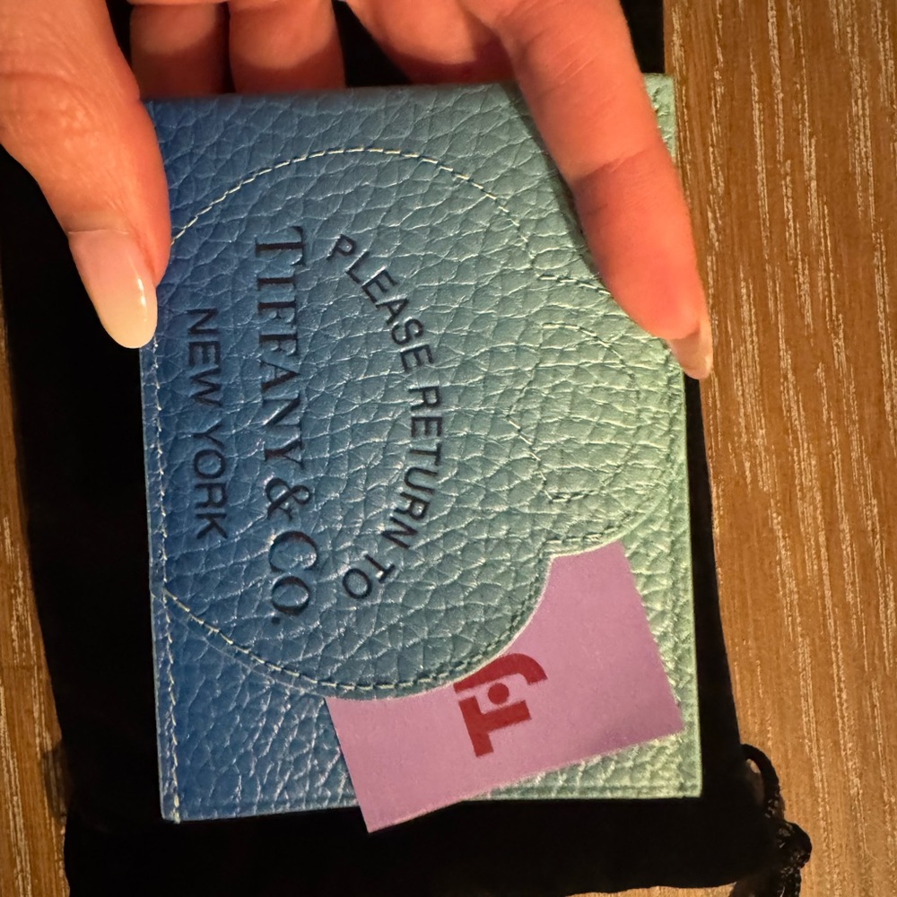 Tiffany & Co. Teal Leather Ombré Card Holder/Wallet - Picture 3 of 7